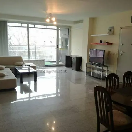 Апартаменты Luxury Apartments With Sea View *****