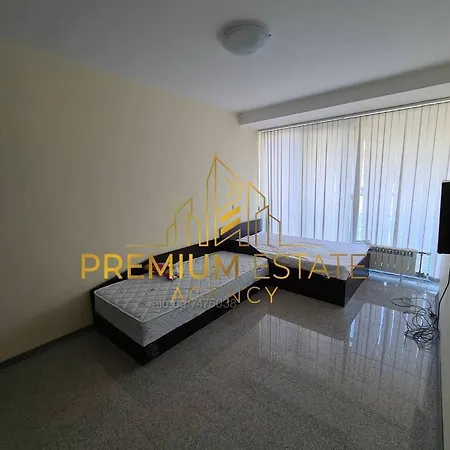 Luxury Apartments With Sea View ***** * Бургас