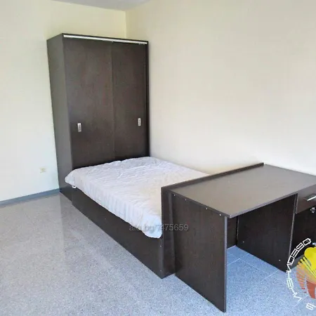 Апартаменты Luxury Apartments With Sea View ***** Бургас