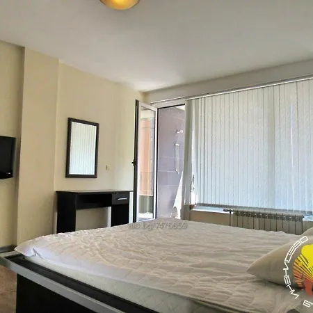 Luxury Apartments With Sea View ***** Бургас